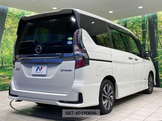 Nissan SERENA 2019-11 8686513-17