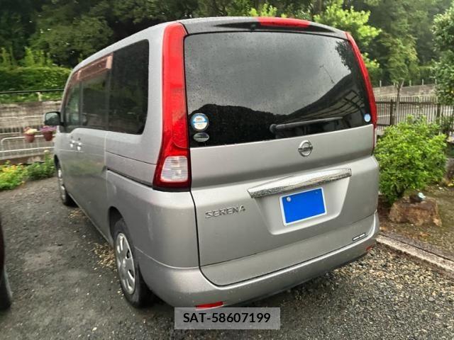 Nissan SERENA 2007-09 8686522-8