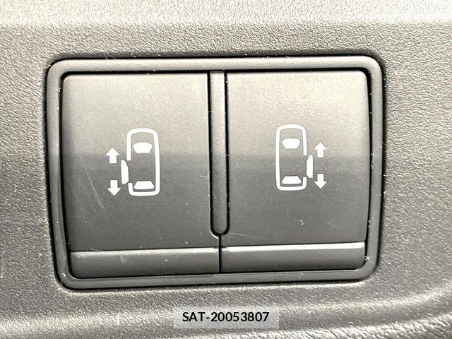 Nissan SERENA 2019-02 8686520-3