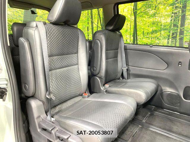 Nissan SERENA 2019-02 8686520-8