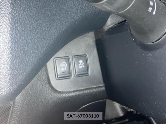Nissan SERENA 2011-02 8686523-16