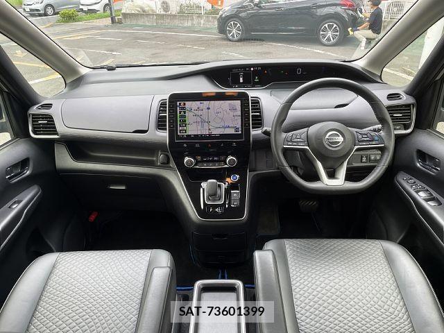 Nissan SERENA 2019-12 8686511-1