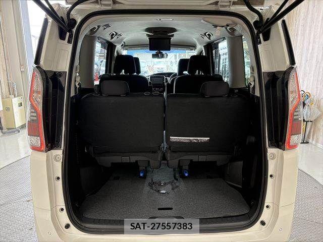 Nissan SERENA 2018-03 8686519-11