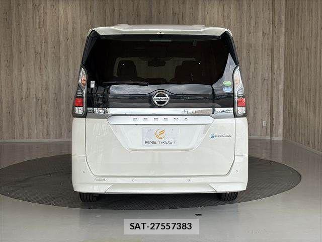 Nissan SERENA 2018-03 8686519-18