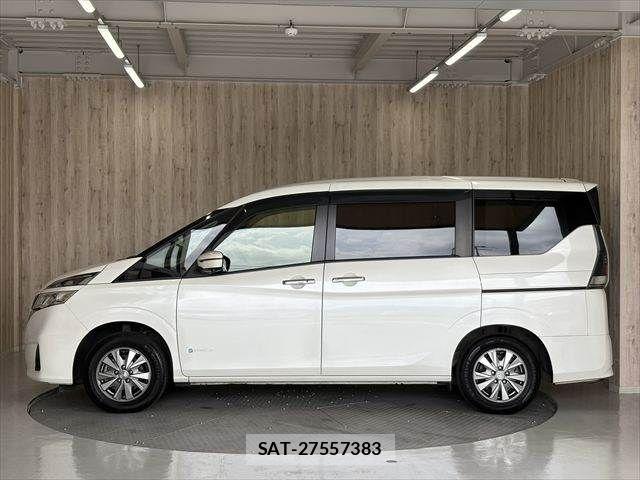 Nissan SERENA 2018-03 8686519-21