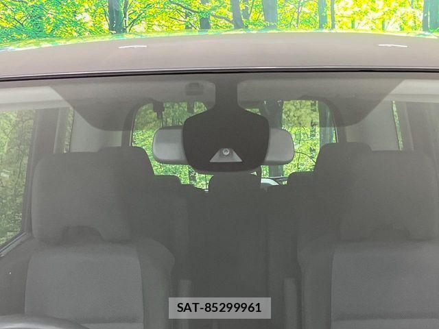 Nissan SERENA 2022-07 8745724-4