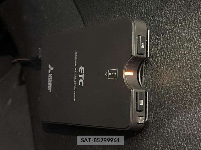 Nissan SERENA 2022-07 8745724-6