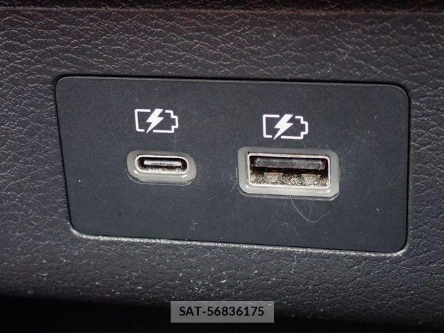 Nissan SERENA 2023-07 8745716-25