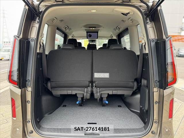 Nissan SERENA 2025-07 8745690-19