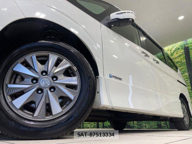 Nissan SERENA 2018-10 8745718-13