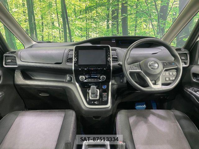 Nissan SERENA 2018-10 8745718-1