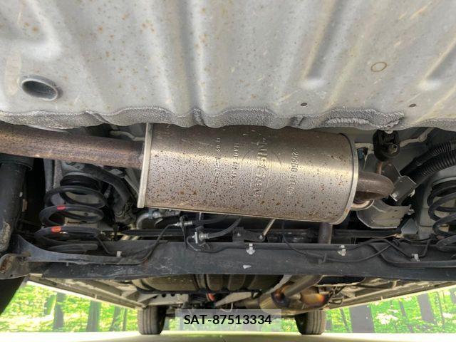 Nissan SERENA 2018-10 8745718-19