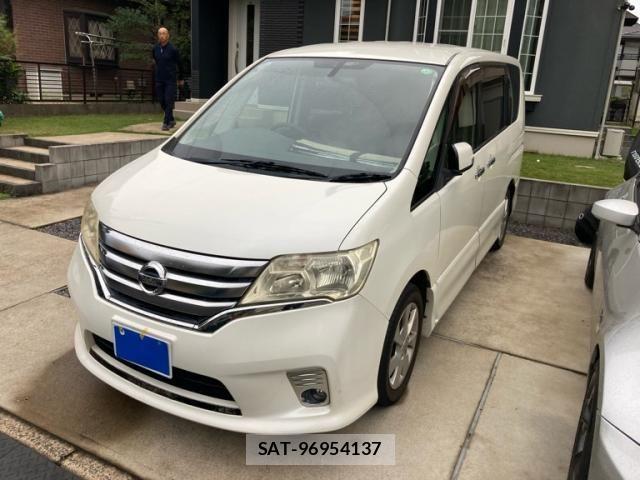 Nissan SERENA 2011-09 8744183-0