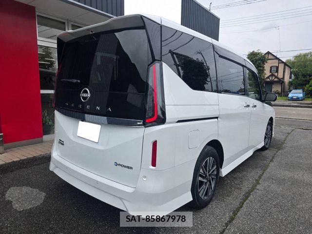 Nissan SERENA 2024-07 8745701-8