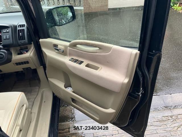 Nissan SERENA 2010-03 8745729-17