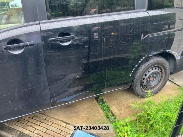 Nissan SERENA 2010-03 8745729-5