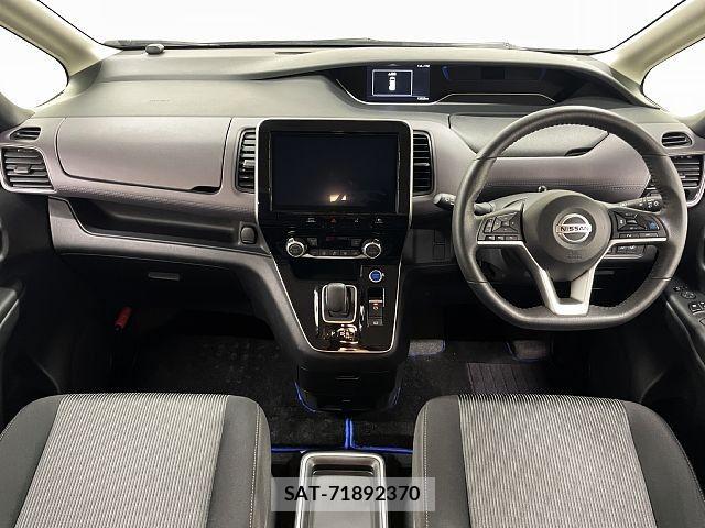 Nissan SERENA 2021-10 8745703-1
