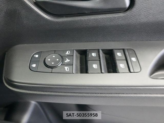 Nissan SERENA 2024-04 8745711-12