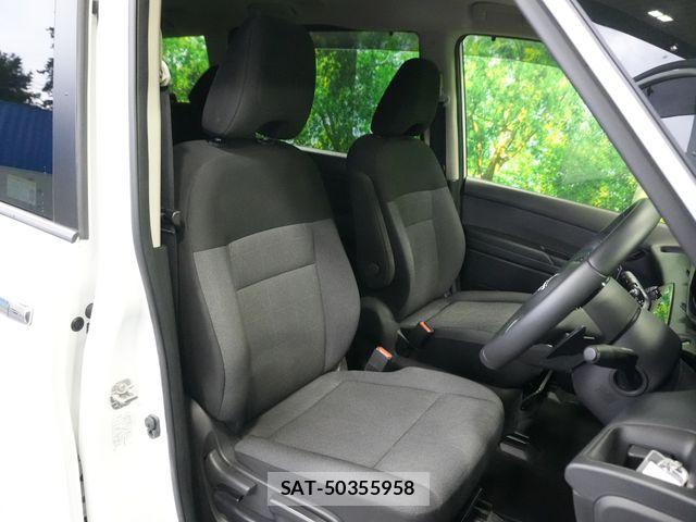 Nissan SERENA 2024-04 8745711-22