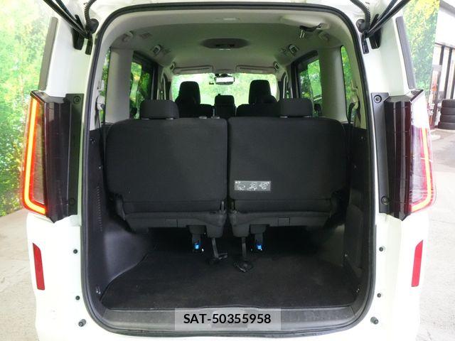 Nissan SERENA 2024-04 8745711-28