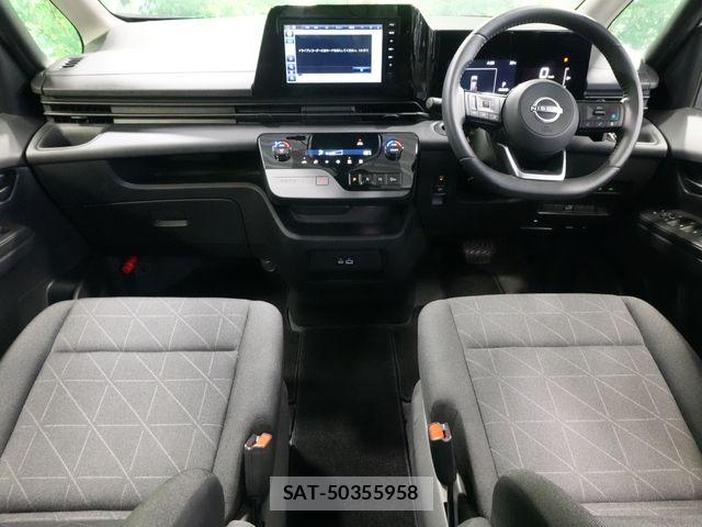 Nissan SERENA 2024-04 8745711-5