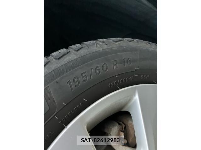 Nissan SERENA 2011-07 8745746-11