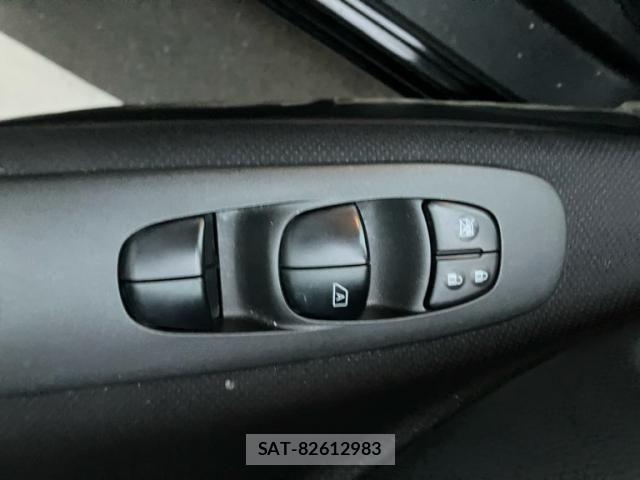 Nissan SERENA 2011-07 8745746-12