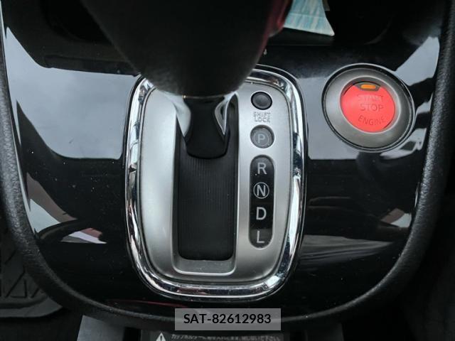 Nissan SERENA 2011-07 8745746-23