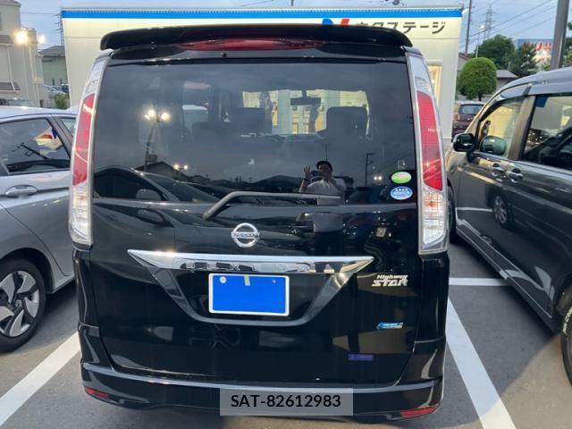 Nissan SERENA 2011-07 8745746-3