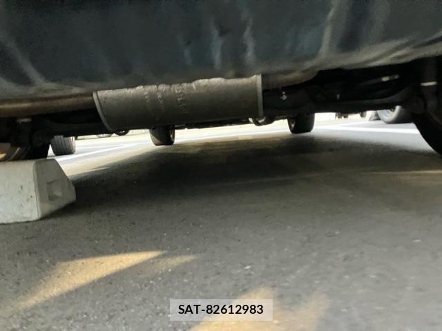 Nissan SERENA 2011-07 8745746-7