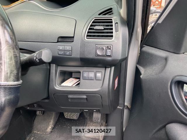Nissan SERENA 2011-03 8745752-17