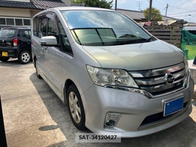 Nissan SERENA 2011-03 8745752-1