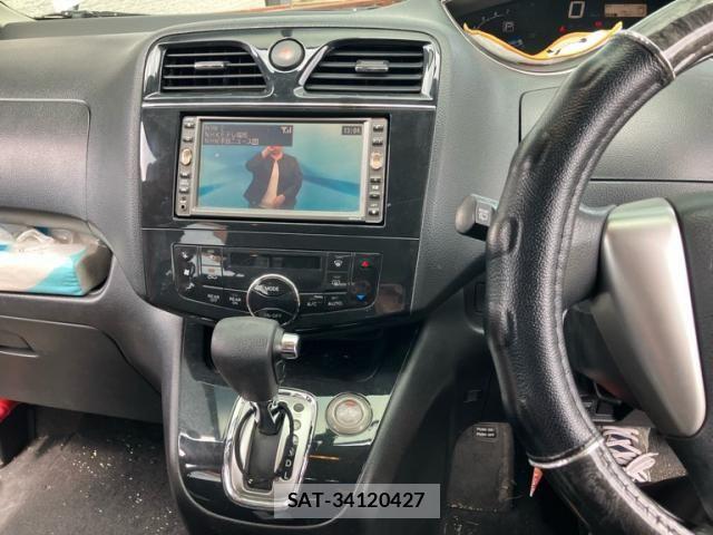 Nissan SERENA 2011-03 8745752-21
