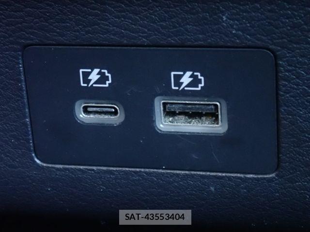 Nissan SERENA 2023-07 8745714-13
