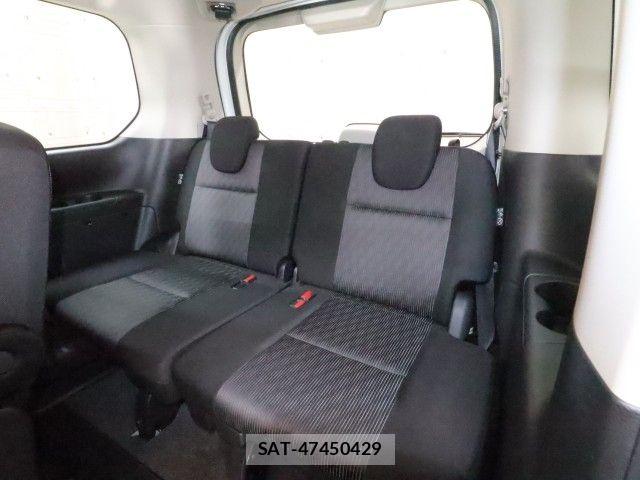Nissan SERENA 2022-10 8745704-9