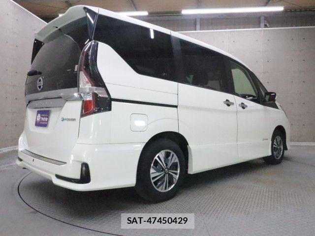 Nissan SERENA 2022-10 8745704-1