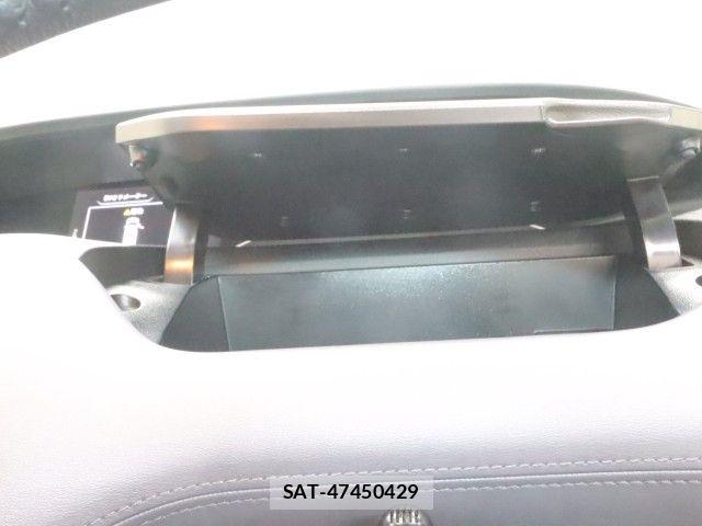 Nissan SERENA 2022-10 8745704-27