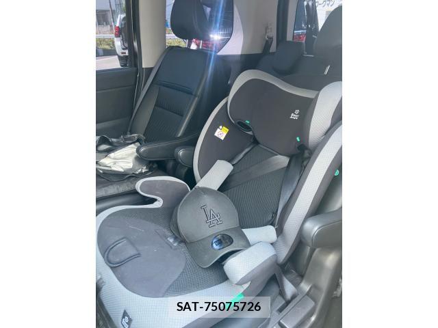 Nissan SERENA 2023-05 8745689-9