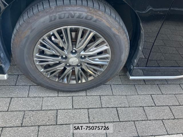 Nissan SERENA 2023-05 8745689-3