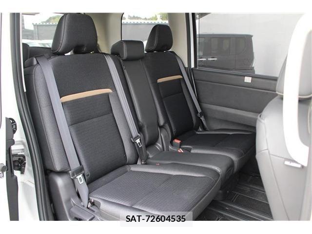 Nissan SERENA 2022-12 8745695-11