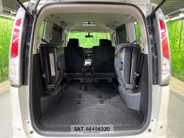 Nissan SERENA 2012-06 8745728-10