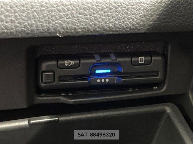 Nissan SERENA 2012-06 8745728-4