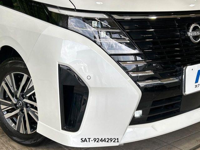 Nissan SERENA 2024-05 8745693-12