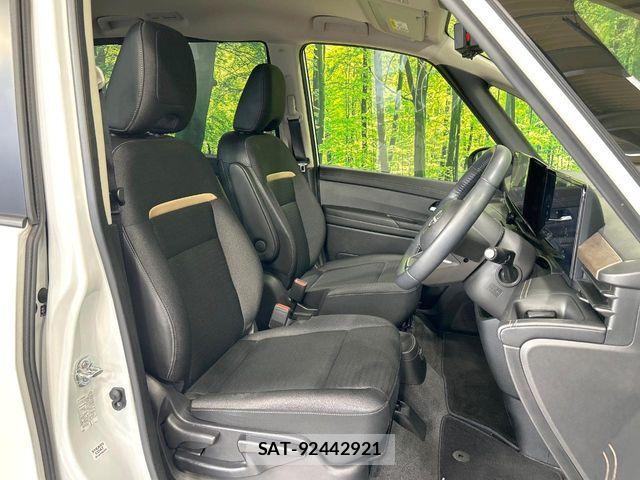 Nissan SERENA 2024-05 8745693-7