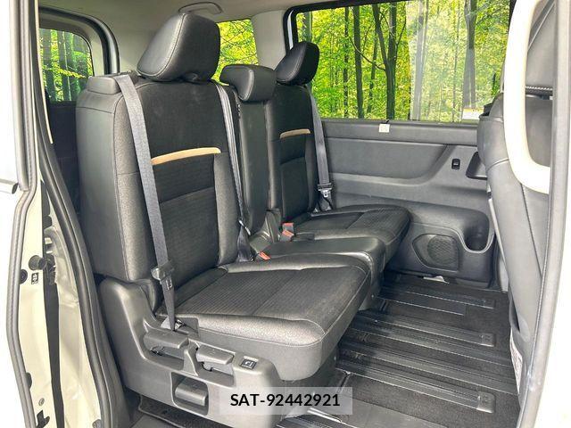 Nissan SERENA 2024-05 8745693-8