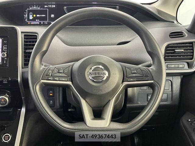 Nissan SERENA 2017-02 8745725-10