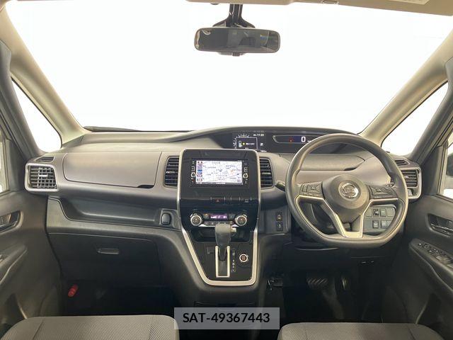 Nissan SERENA 2017-02 8745725-1