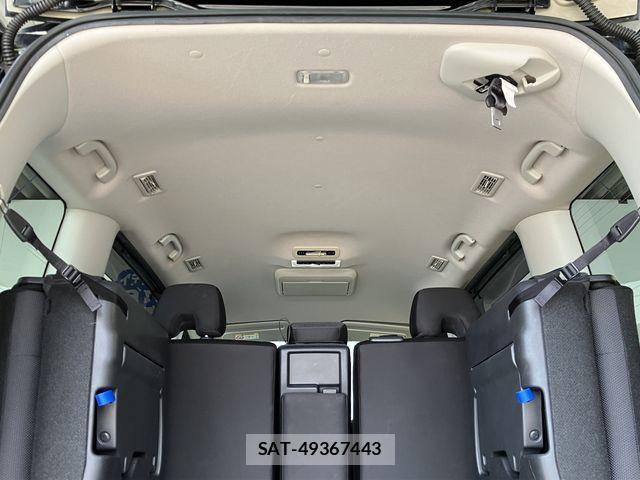 Nissan SERENA 2017-02 8745725-22