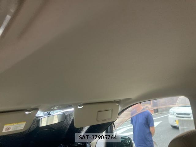 Nissan SERENA 2009-10 8745742-24