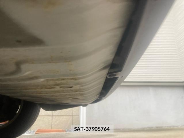 Nissan SERENA 2009-10 8745742-8